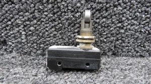 688-147 Piper PA31T Main Gear Micro Switch Assembly